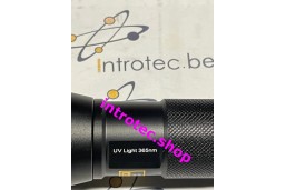 365nm UV flashlight